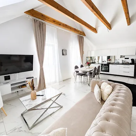P6 White Line 55 Apartamento Pisz